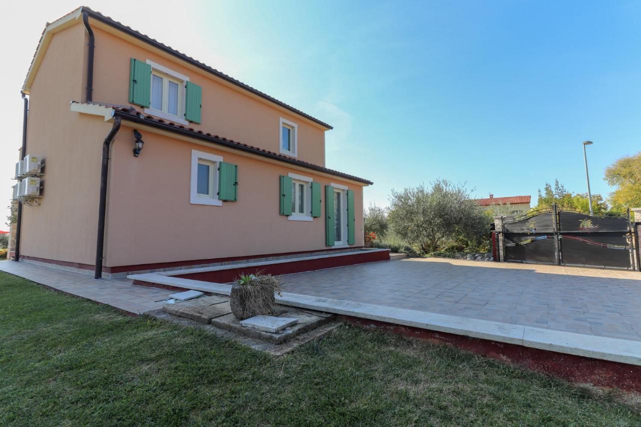 Villa Nona Marija Sveti Lovreč Pazenatički Exterior foto
